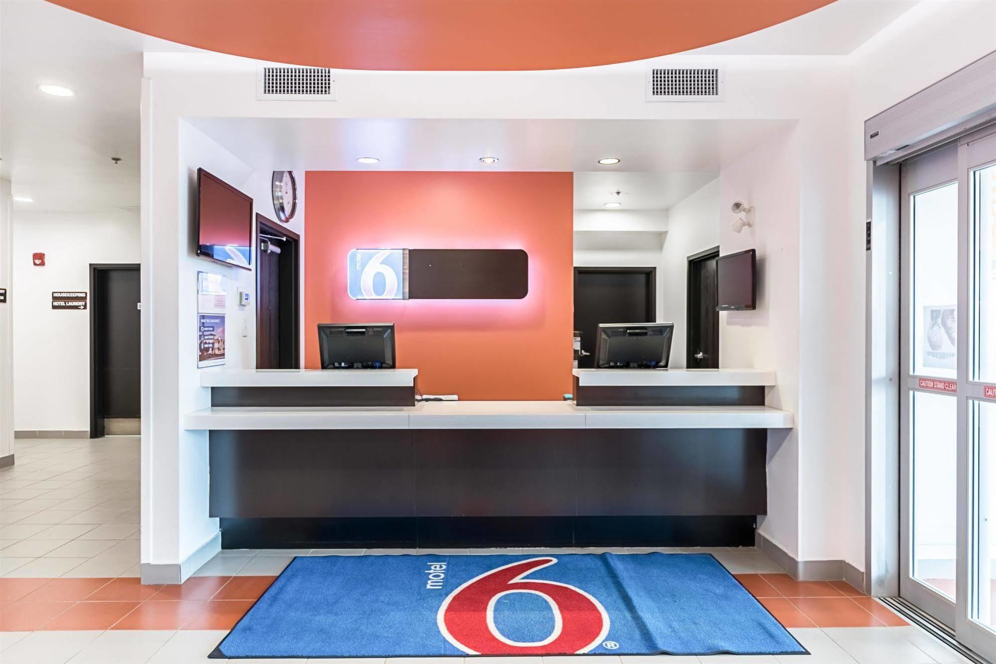Motel 6-Moosomin, Sk Экстерьер фото