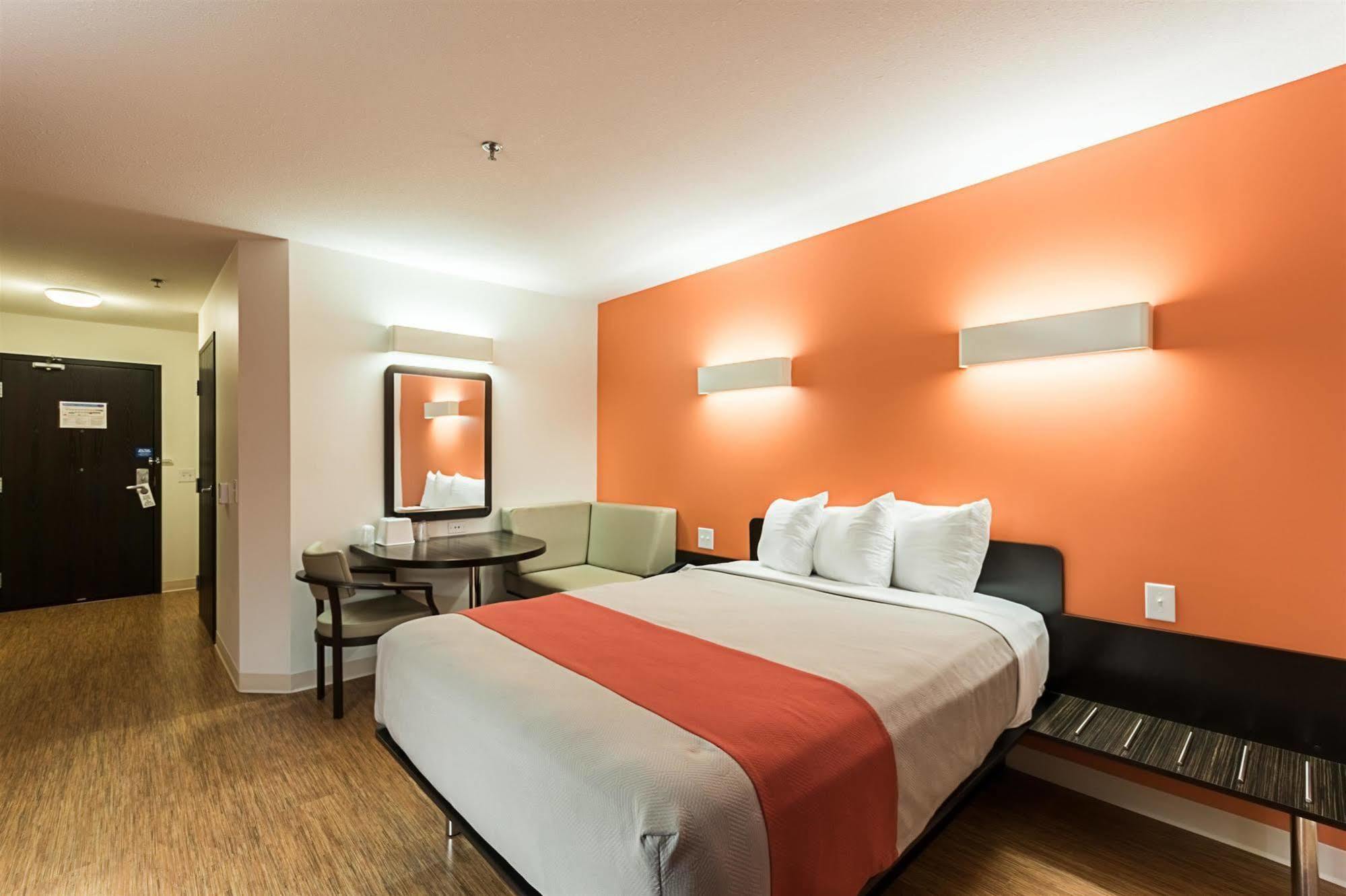 Motel 6-Moosomin, Sk Экстерьер фото